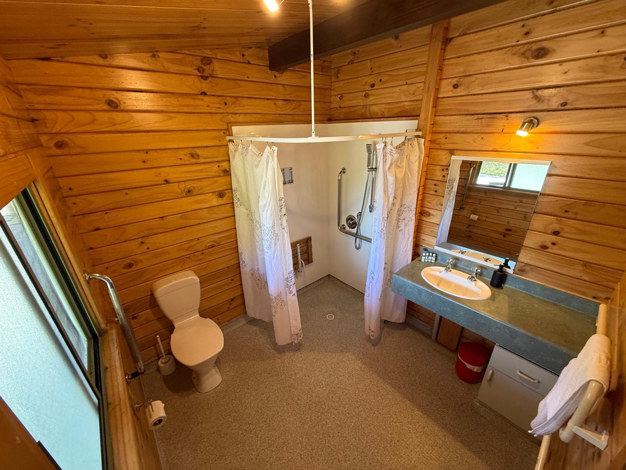 Paparoa Park Motel Punakaiki Ngoại thất bức ảnh