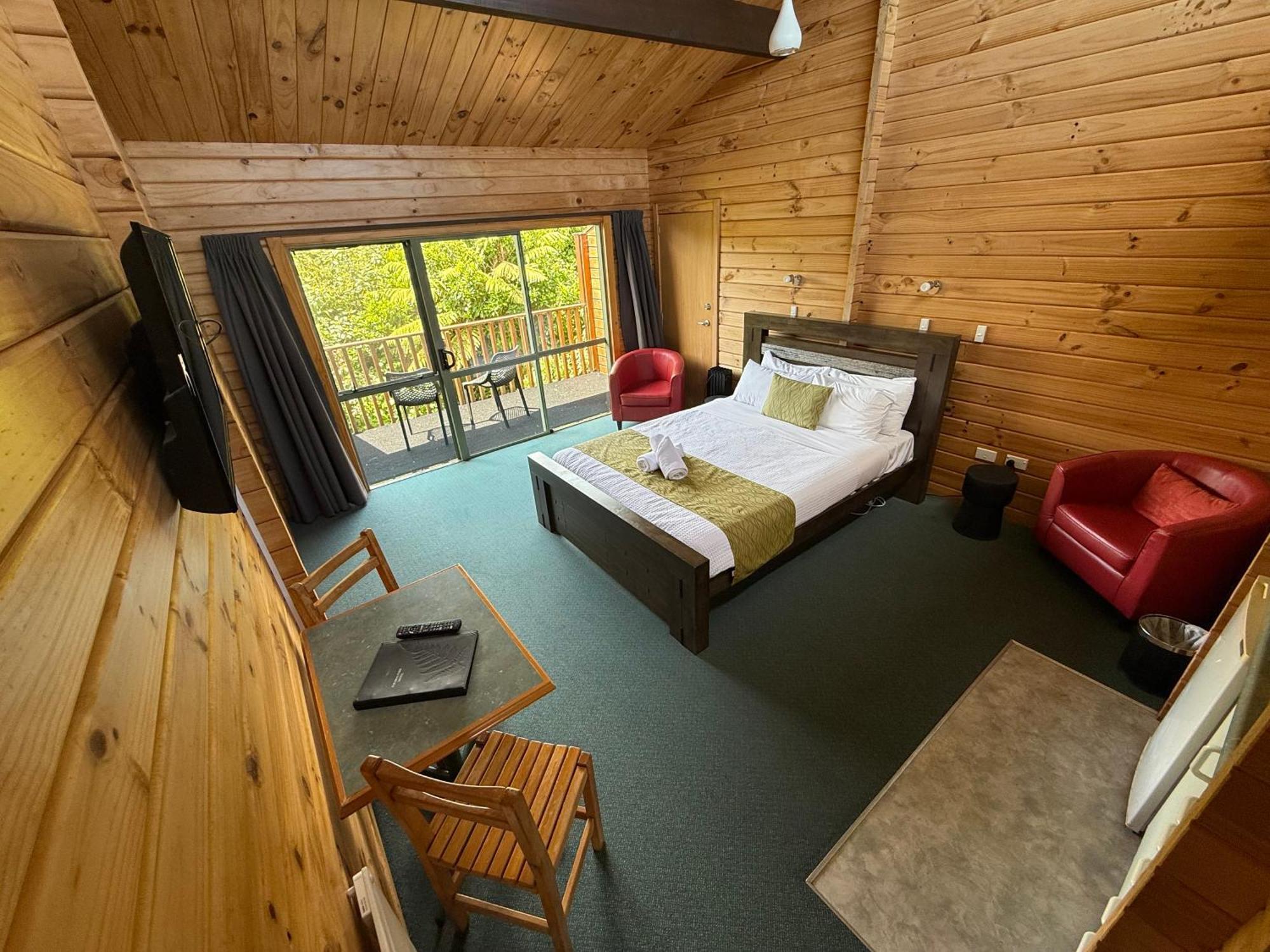 Paparoa Park Motel Punakaiki Ngoại thất bức ảnh