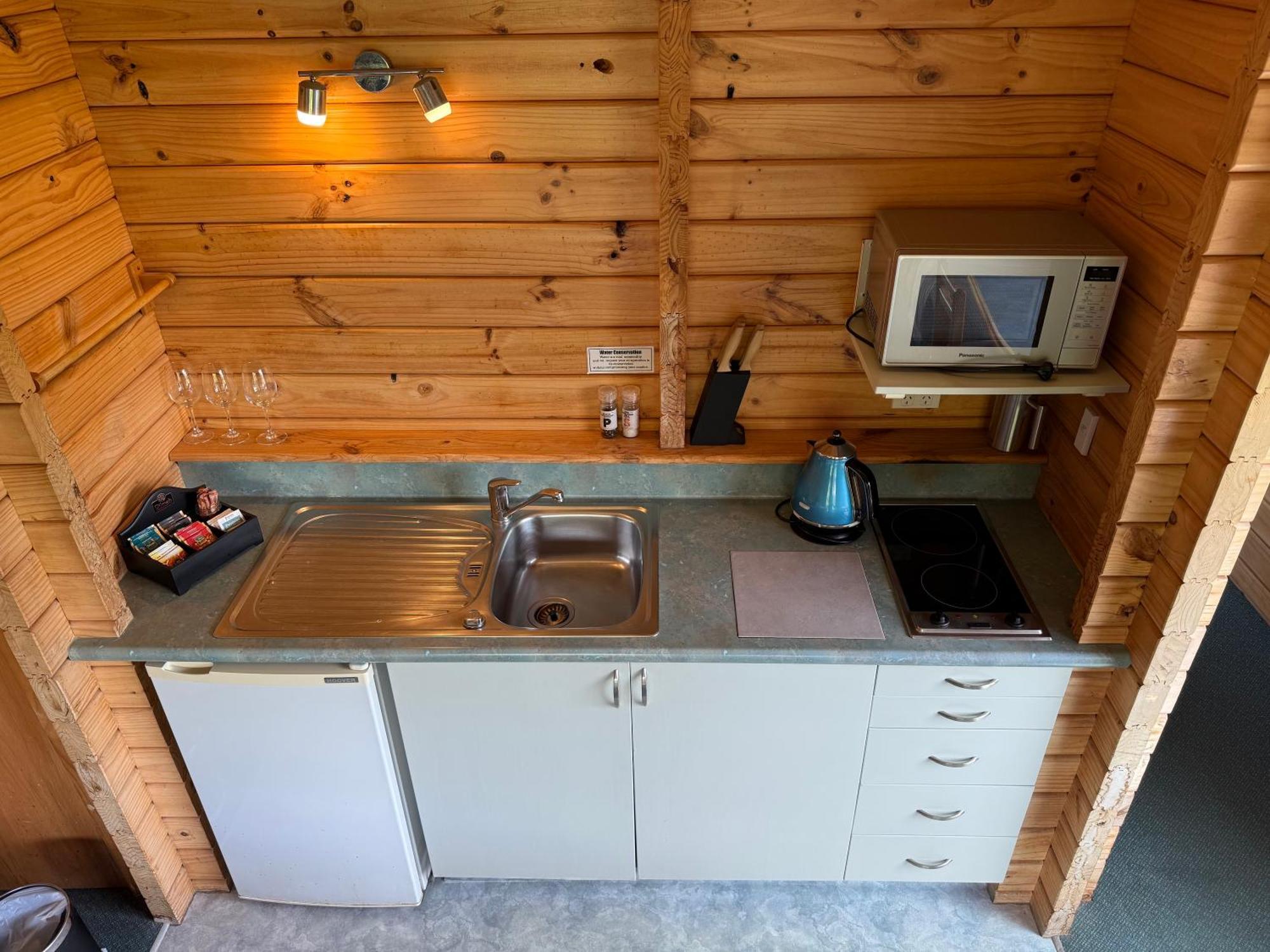 Paparoa Park Motel Punakaiki Ngoại thất bức ảnh