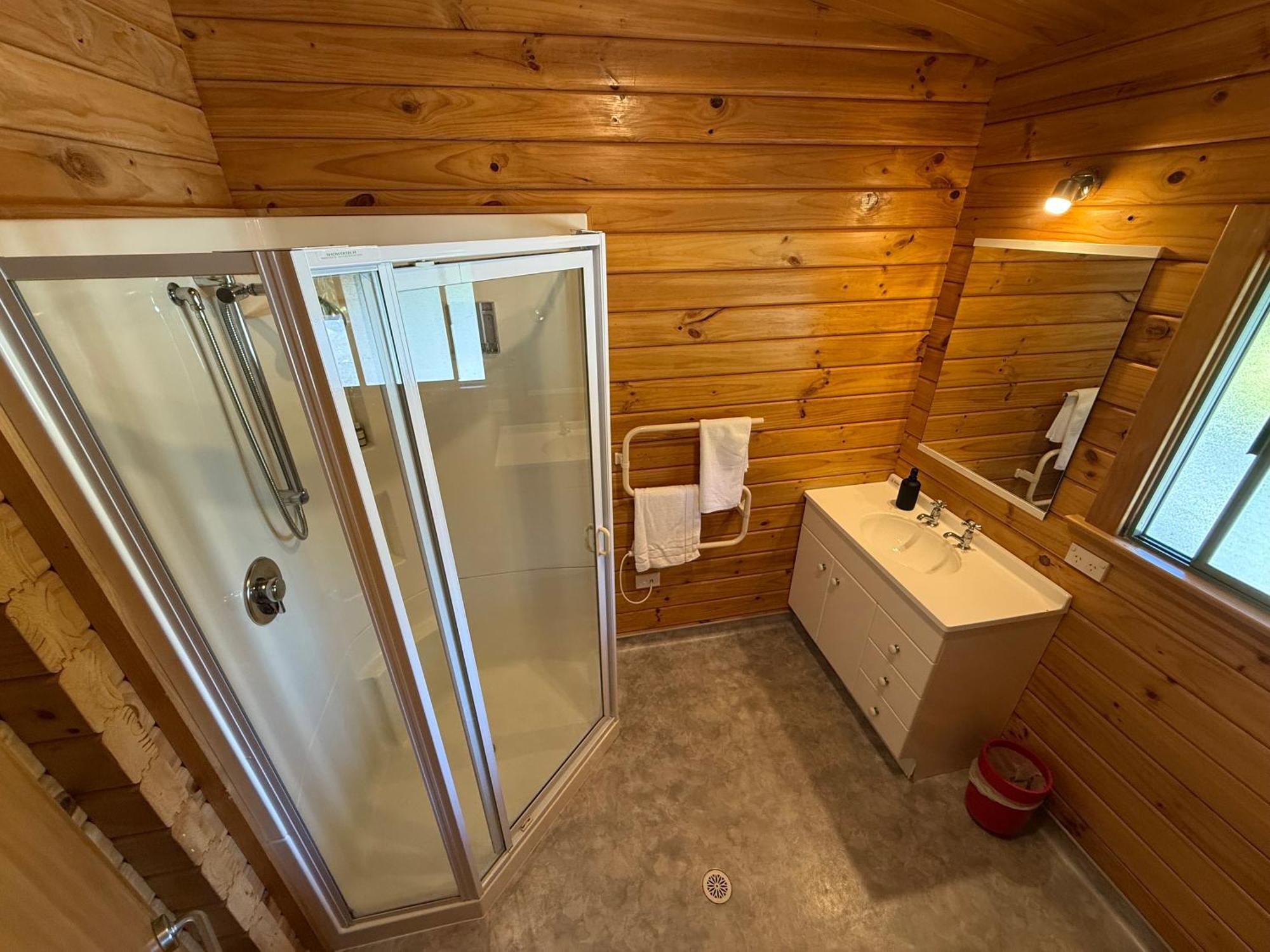 Paparoa Park Motel Punakaiki Ngoại thất bức ảnh