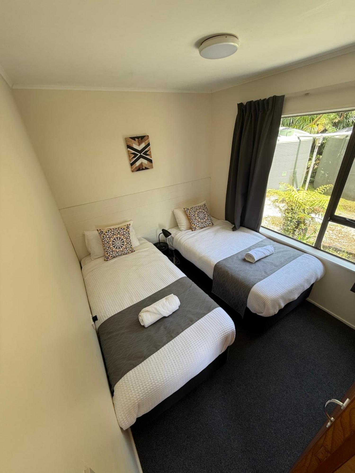 Paparoa Park Motel Punakaiki Ngoại thất bức ảnh